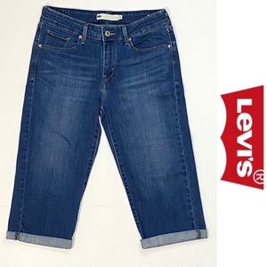 Levi’s Women’s Mid-Rise Denim Capri